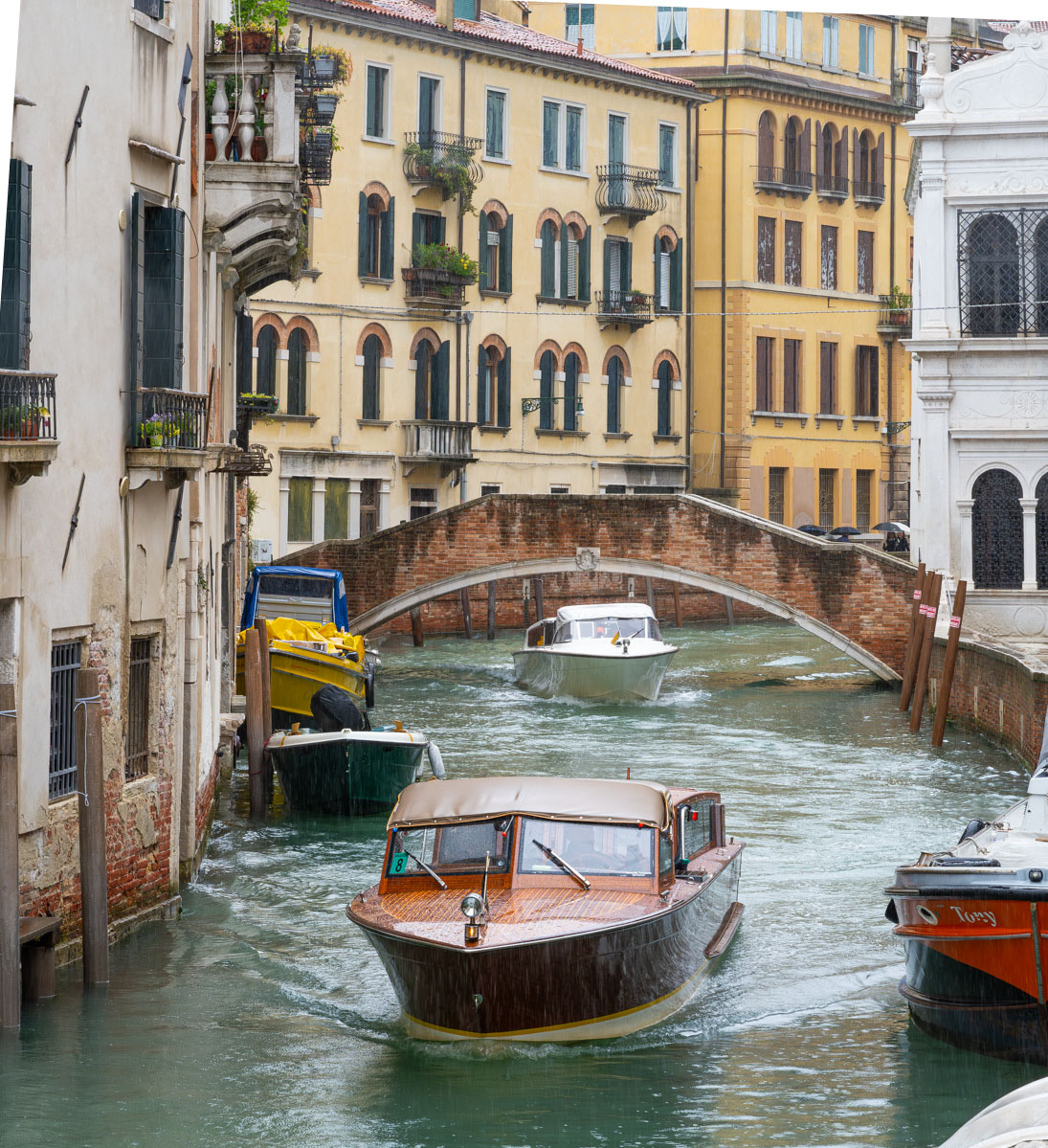 06_Boat Venice