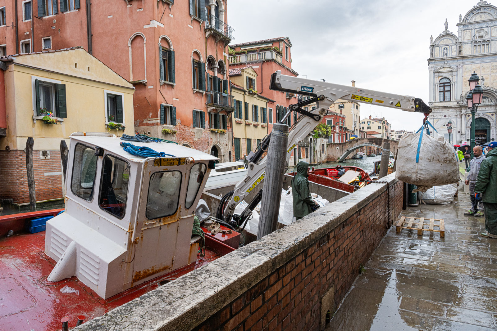 12_Boat Venice