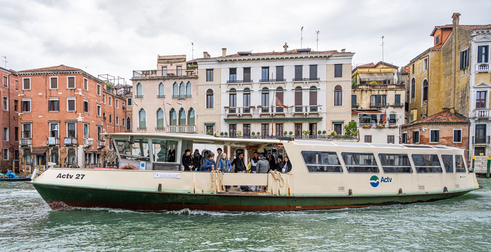 17_Boat Venice