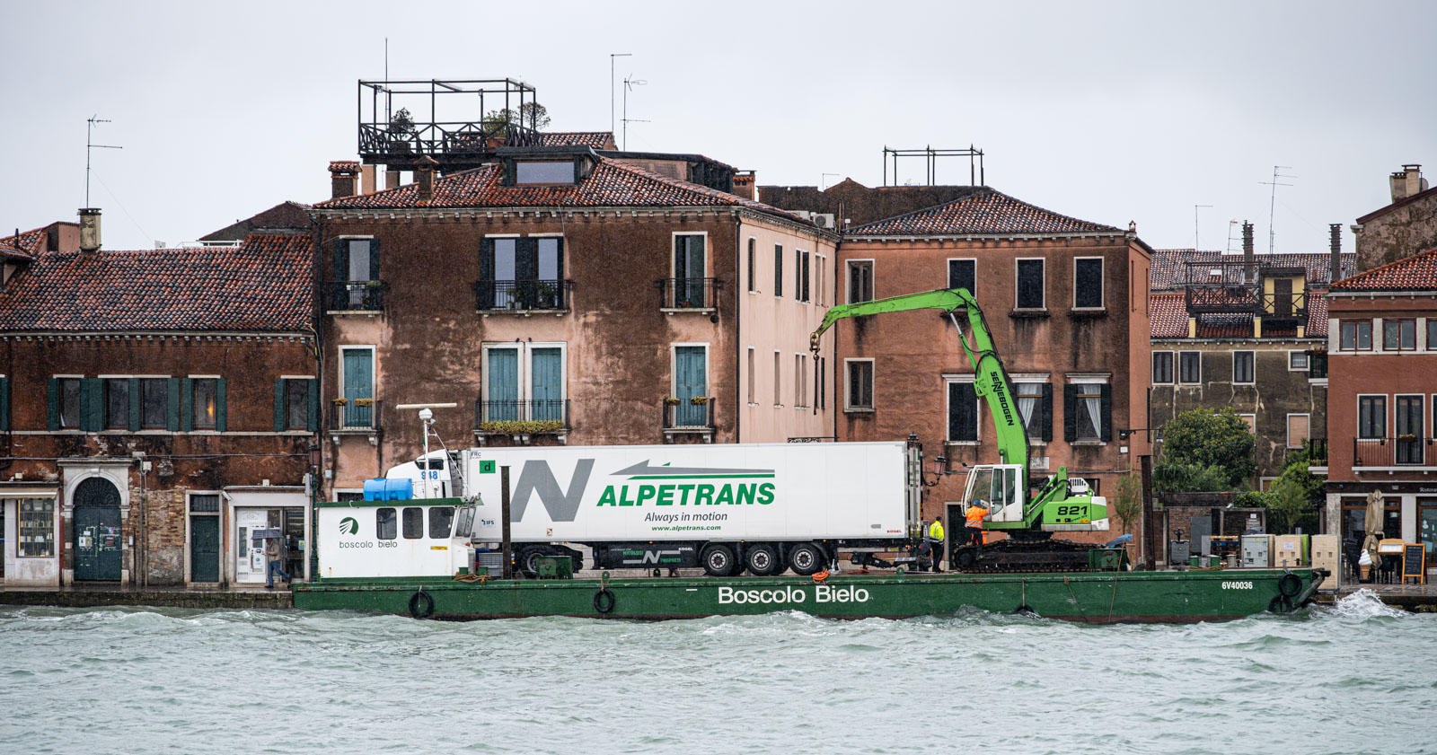20_Boat Venice